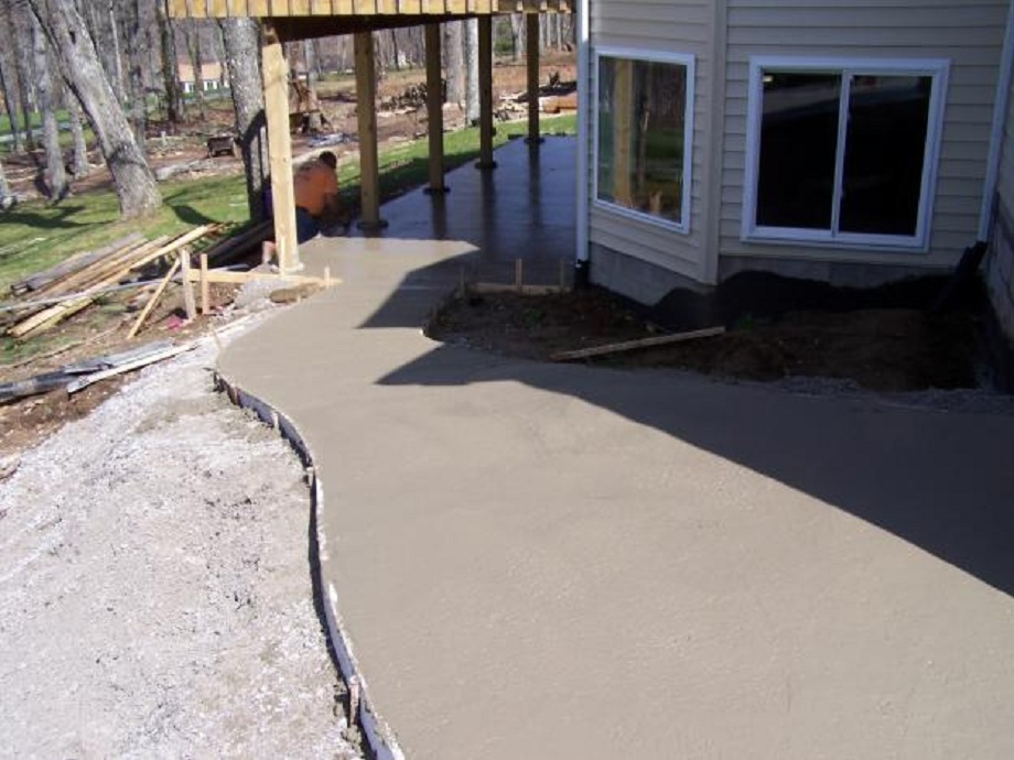 concrete and foundation water damage basement leek